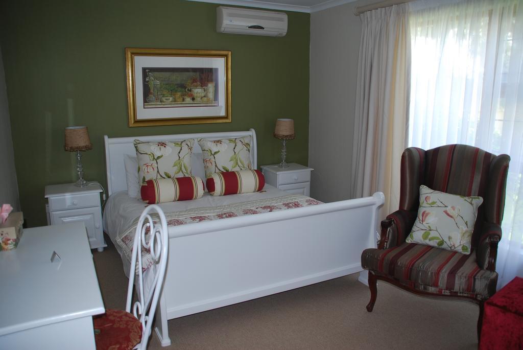 Sunninghill Guest Lodges Johannesburg Exteriör bild