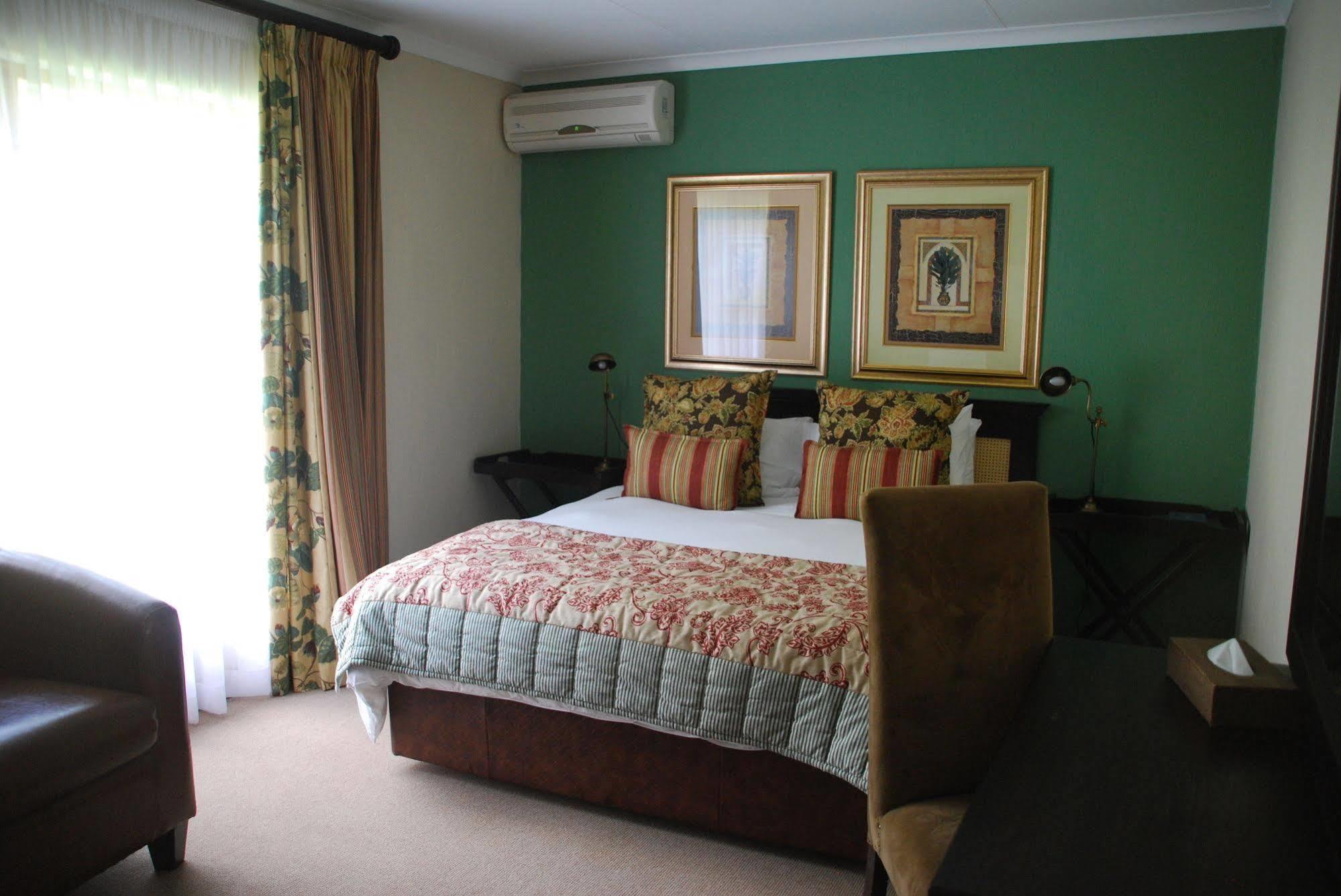 Sunninghill Guest Lodges Johannesburg Exteriör bild