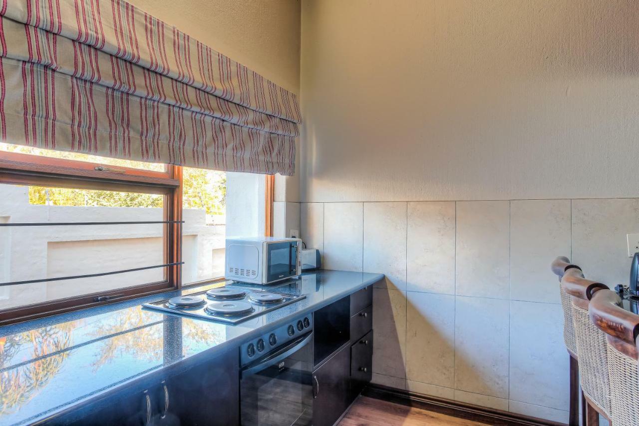 Sunninghill Guest Lodges Johannesburg Exteriör bild
