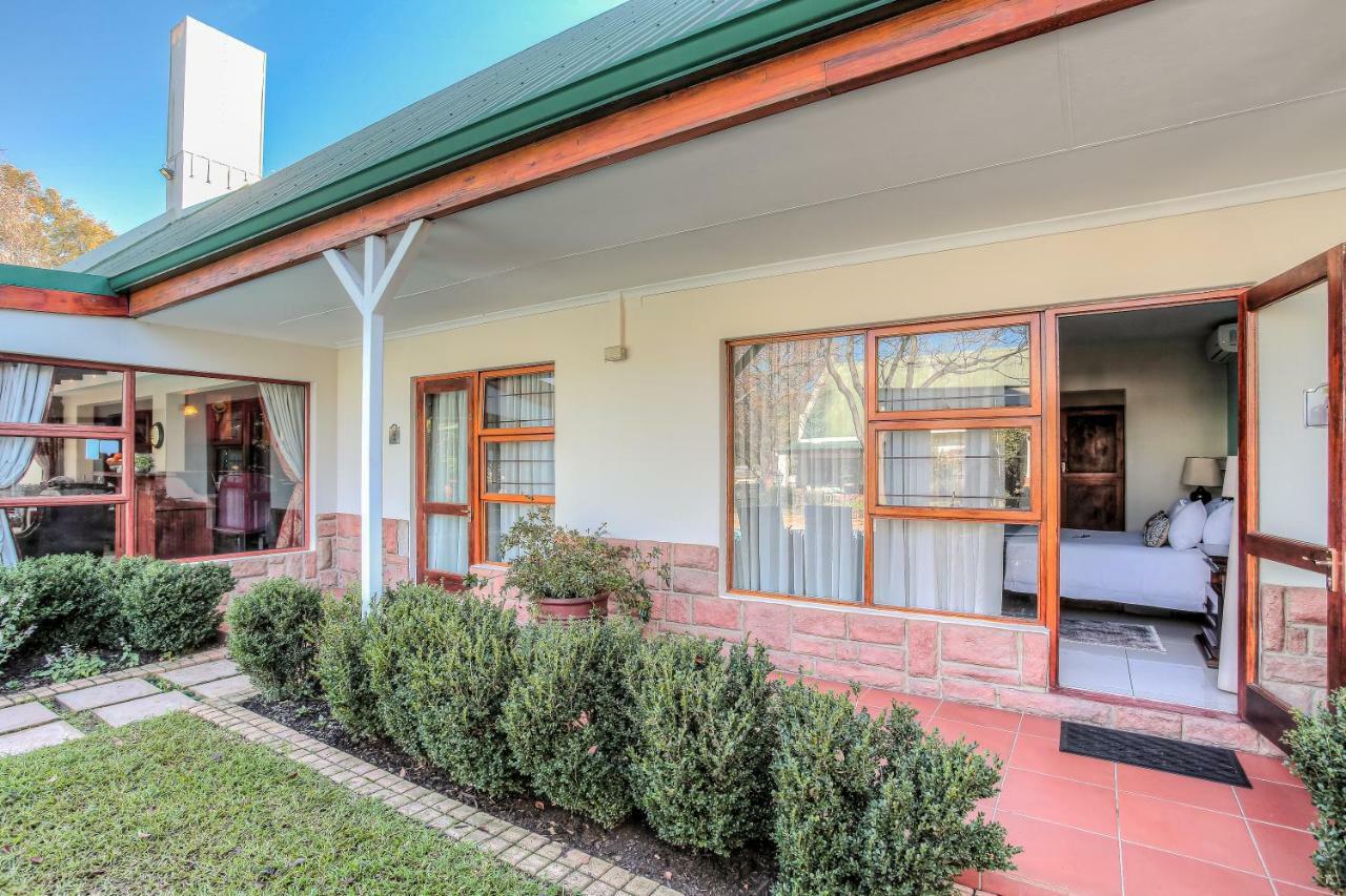 Sunninghill Guest Lodges Johannesburg Exteriör bild